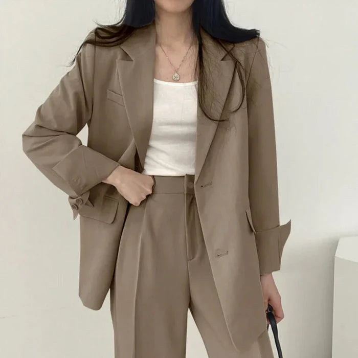 Women's 2-Piece Suit Set – Blazer with High-Waisted Trousers